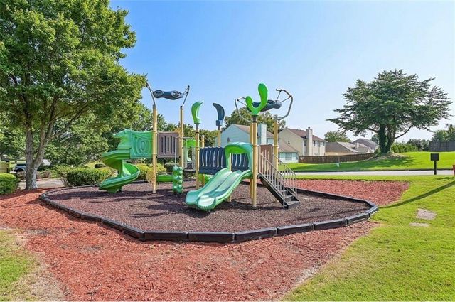 6009 Riveroak Terrace, College Park, GA 30349