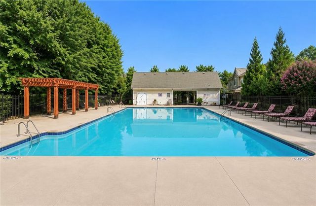 6009 Riveroak Terrace, College Park, GA 30349