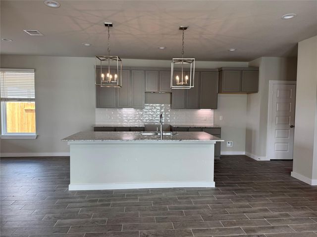 8738 Mallow Rose Way, Rosharon, TX 77583