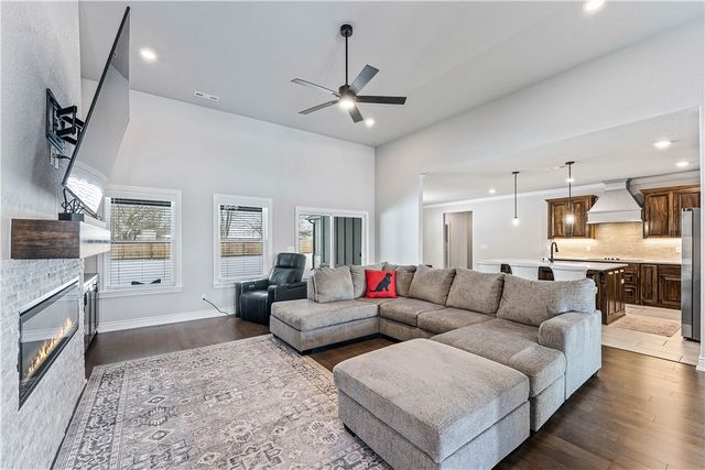 1900 Strong Avenue, Pea Ridge, AR 72751