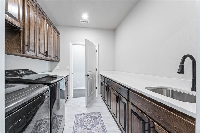 1900 Strong Avenue, Pea Ridge, AR 72751