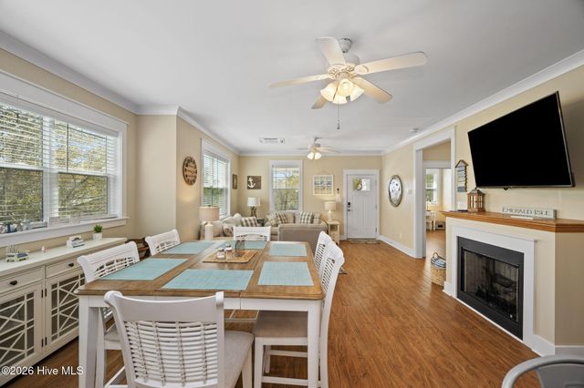 308 Live Oak Street, Emerald Isle, NC 28594