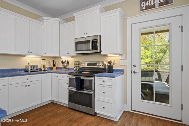 308 Live Oak Street, Emerald Isle, NC 28594