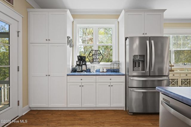 308 Live Oak Street, Emerald Isle, NC 28594