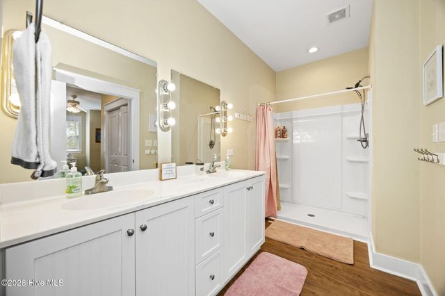 308 Live Oak Street, Emerald Isle, NC 28594