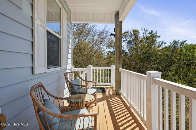 308 Live Oak Street, Emerald Isle, NC 28594