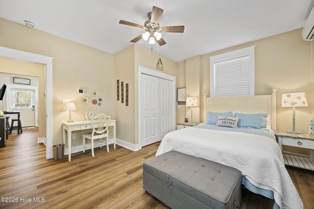 308 Live Oak Street, Emerald Isle, NC 28594