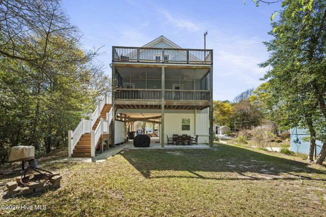 308 Live Oak Street, Emerald Isle, NC 28594