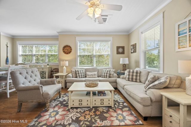 308 Live Oak Street, Emerald Isle, NC 28594