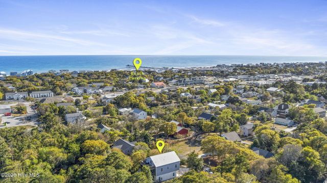 308 Live Oak Street, Emerald Isle, NC 28594