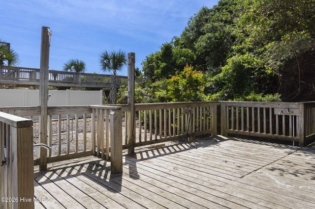 308 Live Oak Street, Emerald Isle, NC 28594