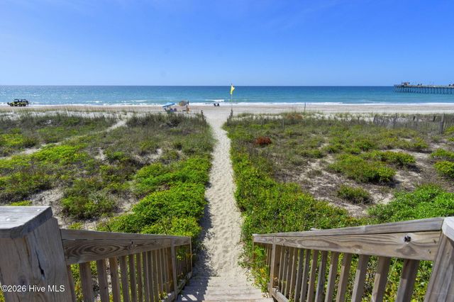 308 Live Oak Street, Emerald Isle, NC 28594