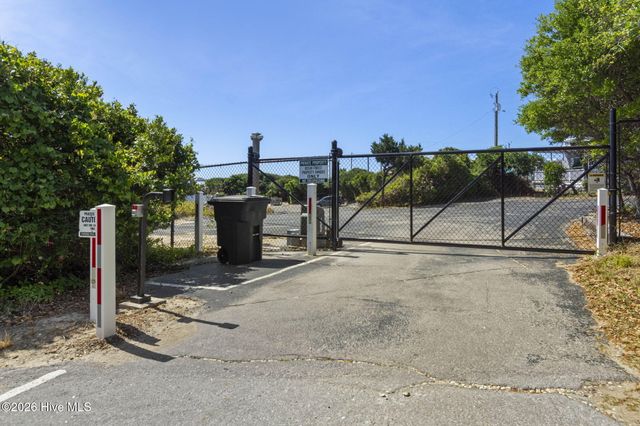 308 Live Oak Street, Emerald Isle, NC 28594