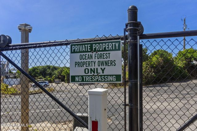 308 Live Oak Street, Emerald Isle, NC 28594