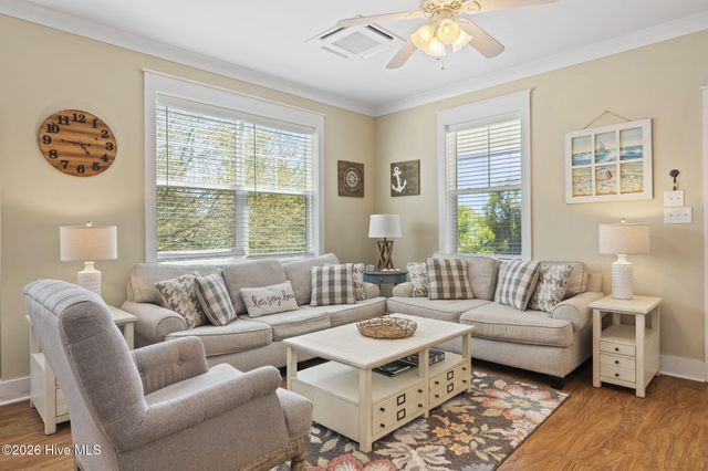 308 Live Oak Street, Emerald Isle, NC 28594