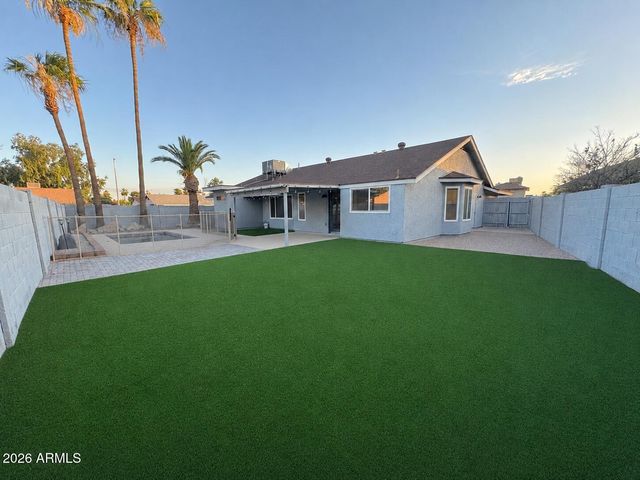 1618 W BROOKS Street, Chandler, AZ 85224