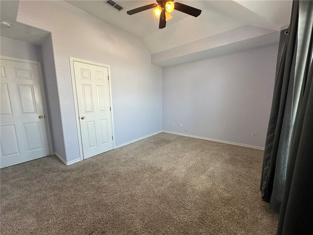 2012 Cottonwood Dr, Portland, TX 78374