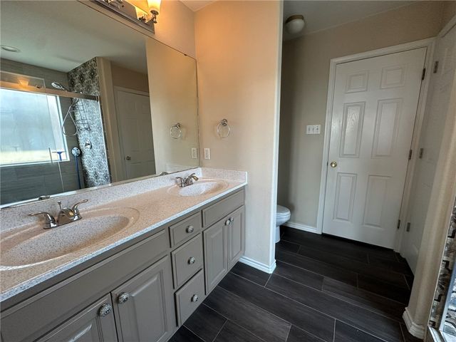 2012 Cottonwood Dr, Portland, TX 78374