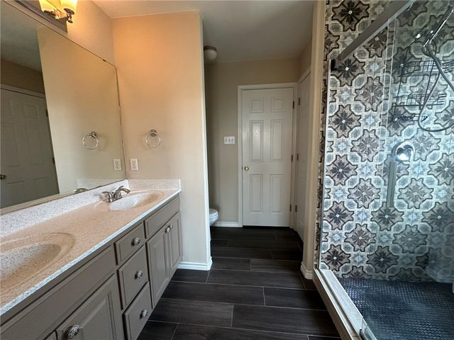 2012 Cottonwood Dr, Portland, TX 78374