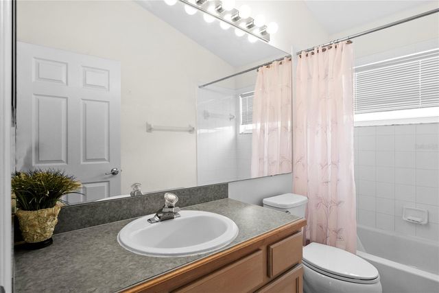 8053 ROARING CREEK COURT, Kissimmee, FL 34747