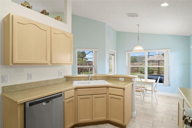 8053 ROARING CREEK COURT, Kissimmee, FL 34747