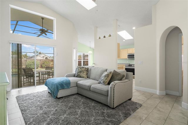 8053 ROARING CREEK COURT, Kissimmee, FL 34747