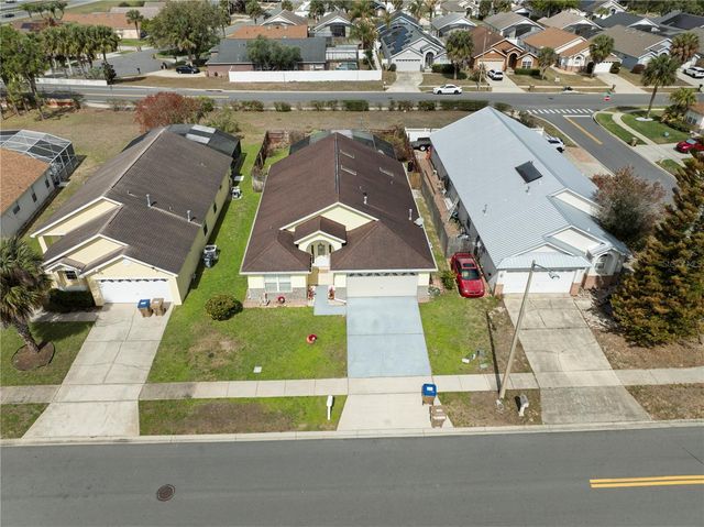 8053 ROARING CREEK COURT, Kissimmee, FL 34747