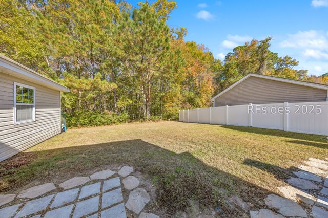 256 University Pkwy, Bluffton, SC 29909