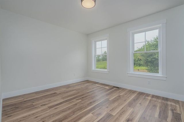 320 Knox Marsh Road, Madbury, NH 03823