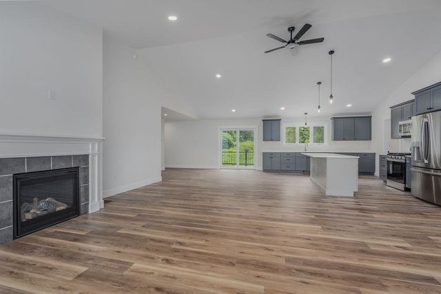 320 Knox Marsh Road, Madbury, NH 03823