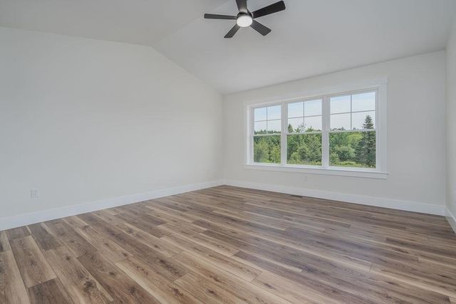 320 Knox Marsh Road, Madbury, NH 03823