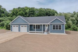 320 Knox Marsh Road, Madbury, NH 03823