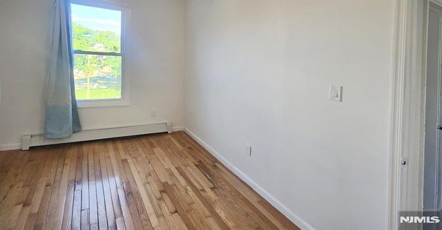 176 Arlington Avenue 1, Jersey City, NJ 07305