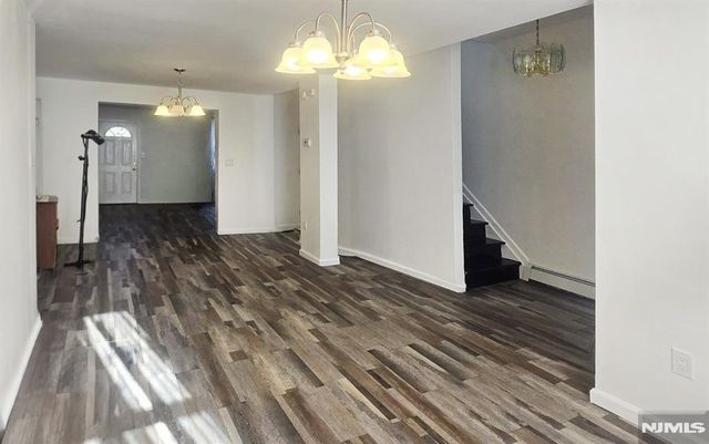 176 Arlington Avenue 1, Jersey City, NJ 07305