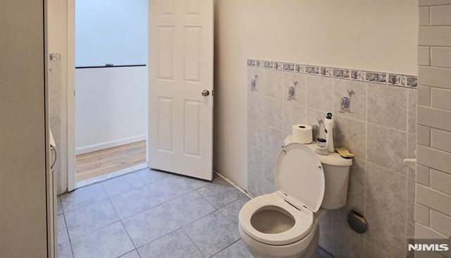176 Arlington Avenue 1, Jersey City, NJ 07305