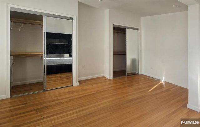176 Arlington Avenue 1, Jersey City, NJ 07305