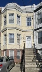 176 Arlington Avenue 1, Jersey City, NJ 07305