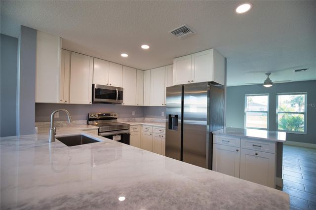 3392 ORANGE ROAD, Venice, FL 34293