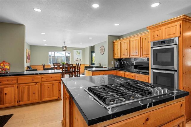 1310 Malabar Way, Big Bear, CA 92314