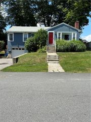 43 Belvedere Street, Johnston, RI 02919