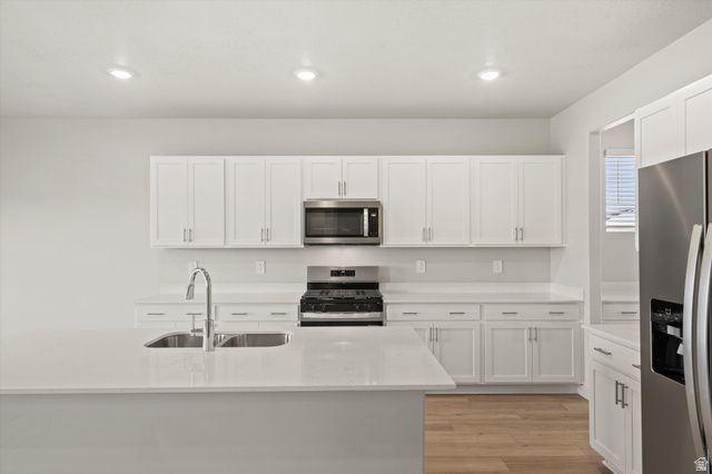 857 N 260 E, Santaquin, UT 84655