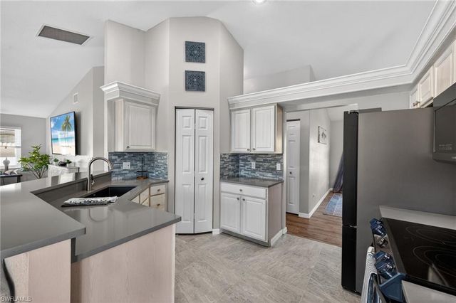 2506 SW 38th ST, Cape Coral, FL 33914