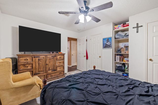 10826 28th Street, Santa Fe, TX 77510