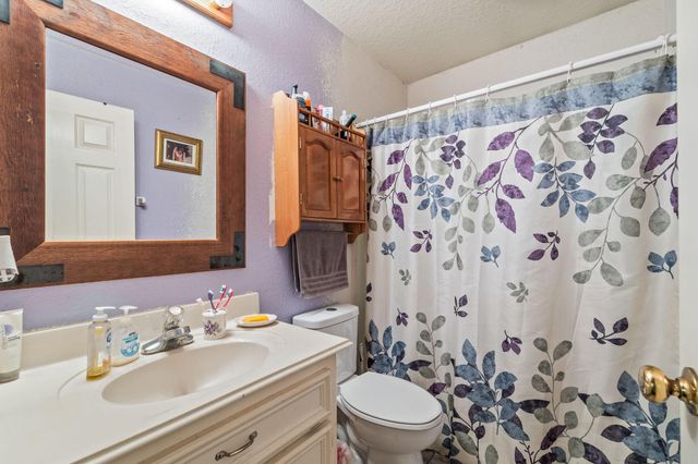 10826 28th Street, Santa Fe, TX 77510