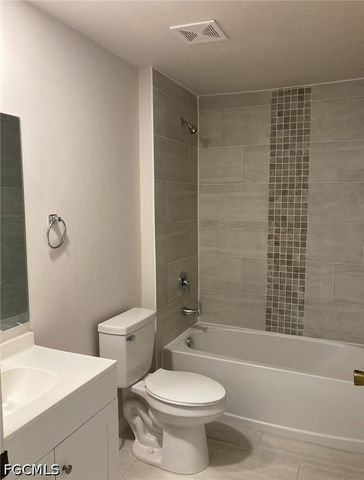 117 NE 7th AVE, Cape Coral, FL 33909