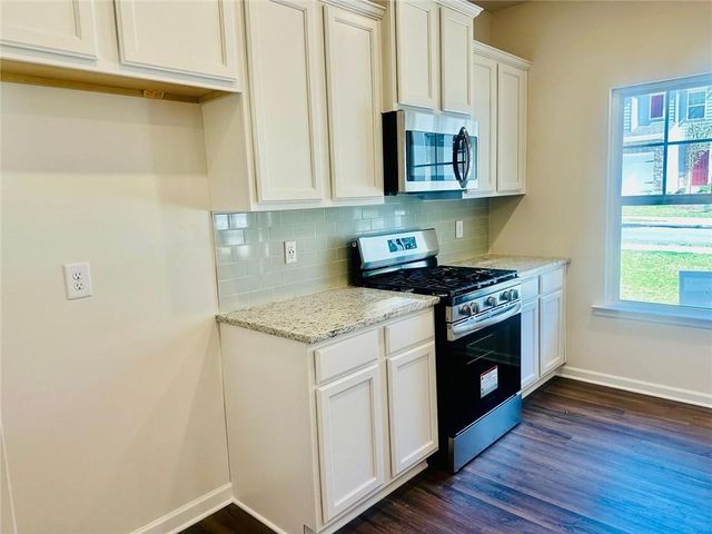 134 Berry Drive, Dawsonville, GA 30534