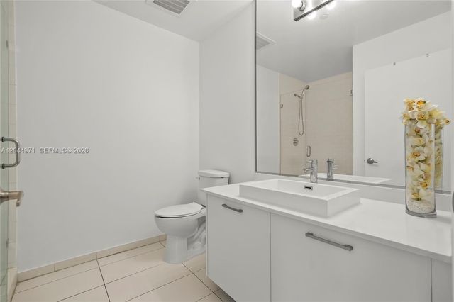 151 SE 1st Street PH04, Miami, FL 33131