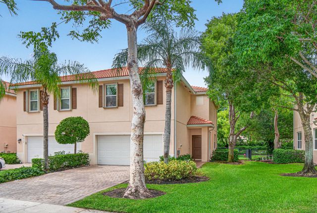 6455 Azura Lake Road, Lake Worth, FL 33463