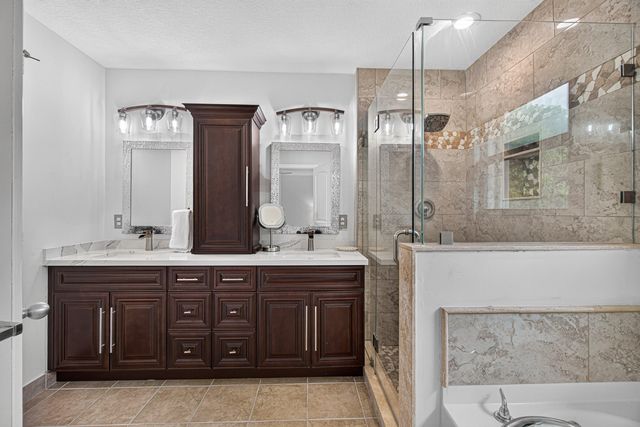 6455 Azura Lake Road, Lake Worth, FL 33463