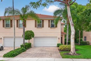 6455 Azura Lake Road, Lake Worth, FL 33463